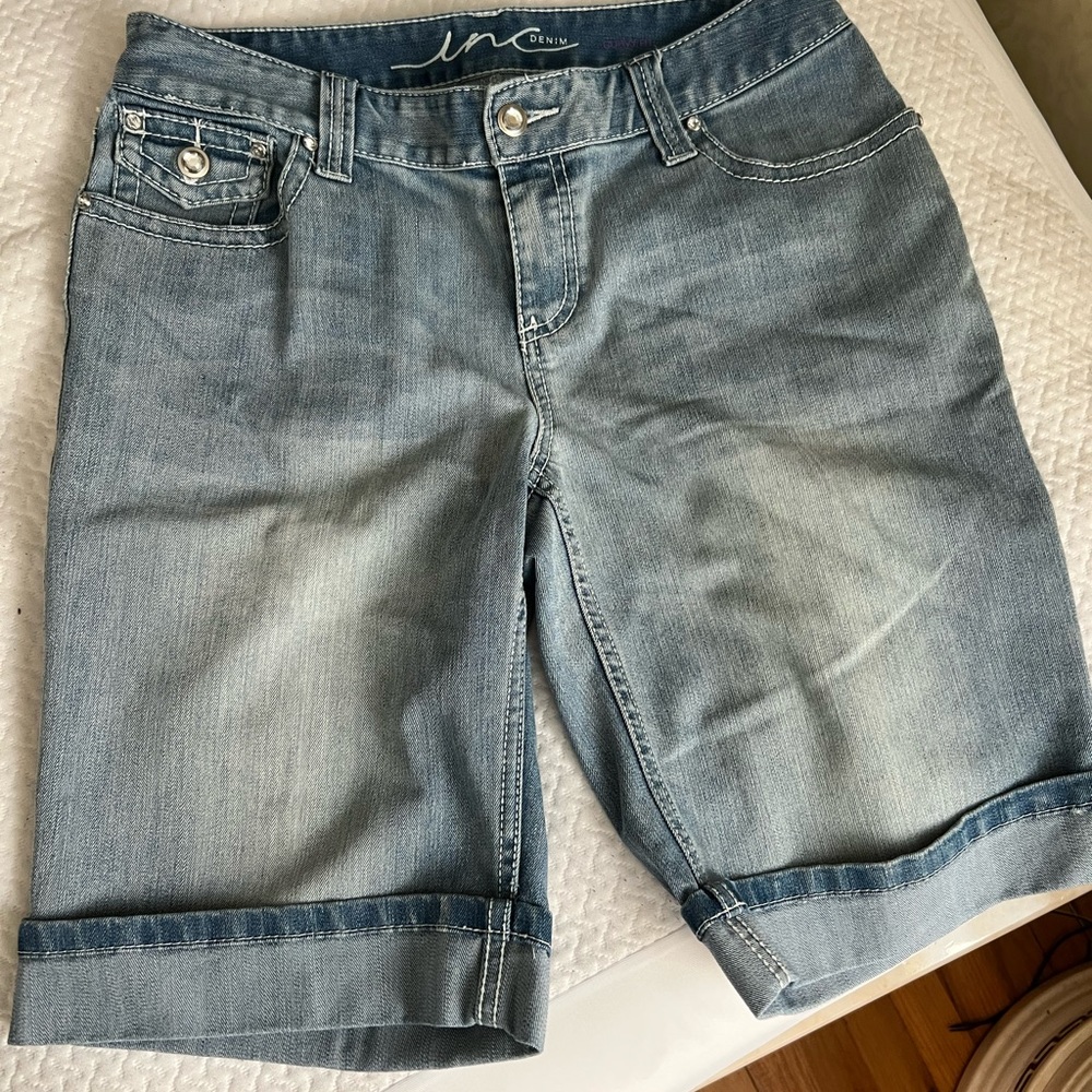 Women’s INC Shorts